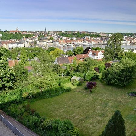 Fewo1846 - Flensview - Komfortables Studioapartment Mit Balkon Und Hafenblick Фленсбург Экстерьер фото